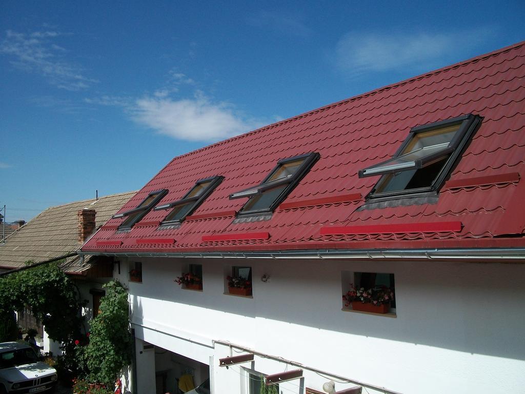 Casa Sara Săcele Exterior foto